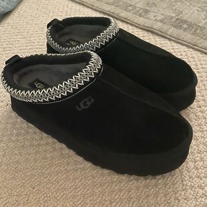 Ugg Tasman Black Platform slippers